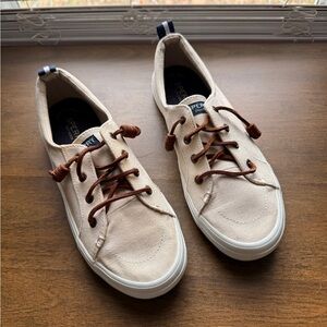 Sperry Crest Vibe Canvas Sneakers – Women’s 8.5, Tan Slip-On Boat Shoes